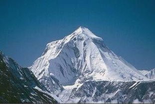 珠穆朗玛峰高多少厘米?